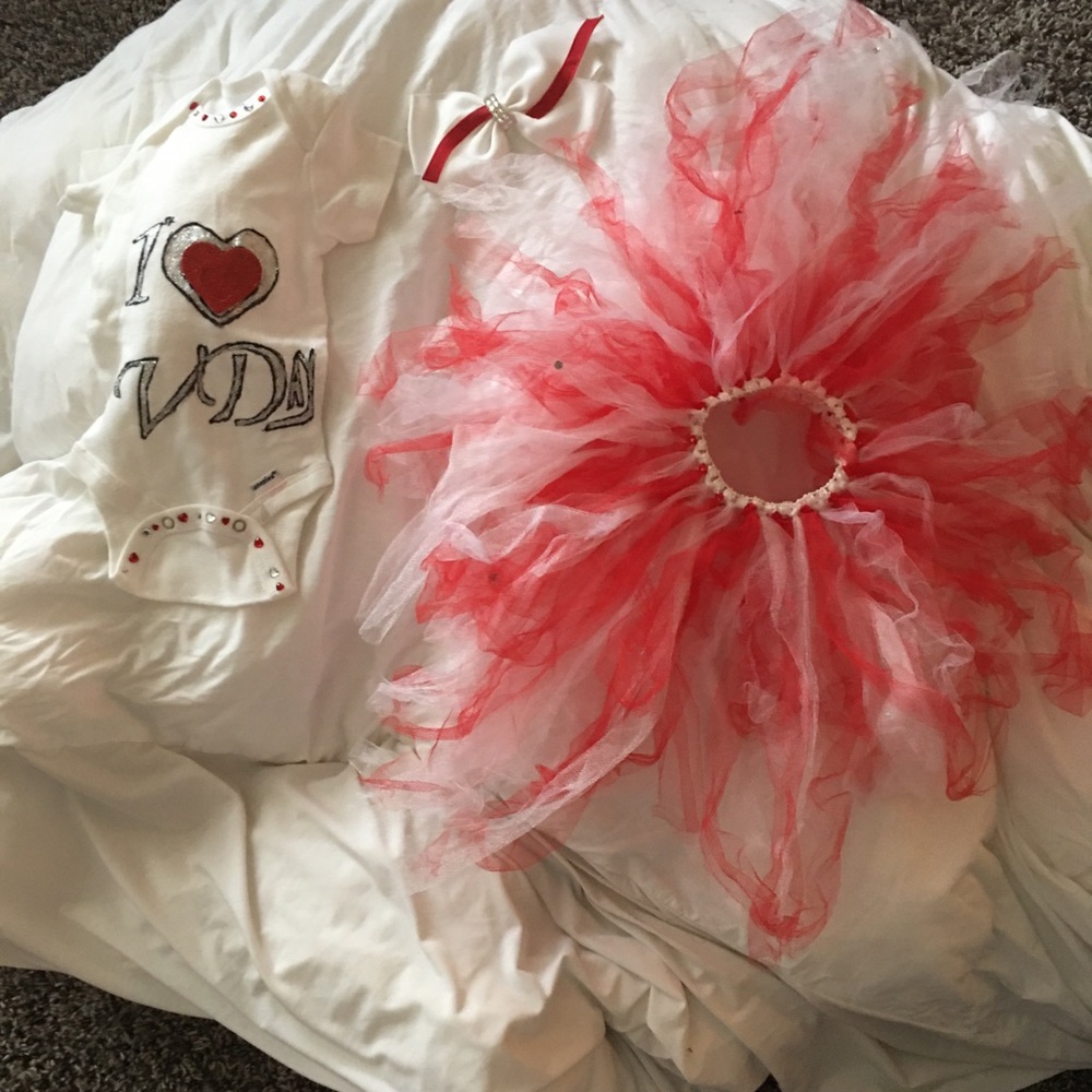 Tutu’s & Bows - Picture 5 of 8
